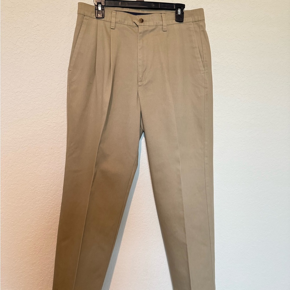 Dockers Pants Chinos Classic Straight Leg khaki 33X30